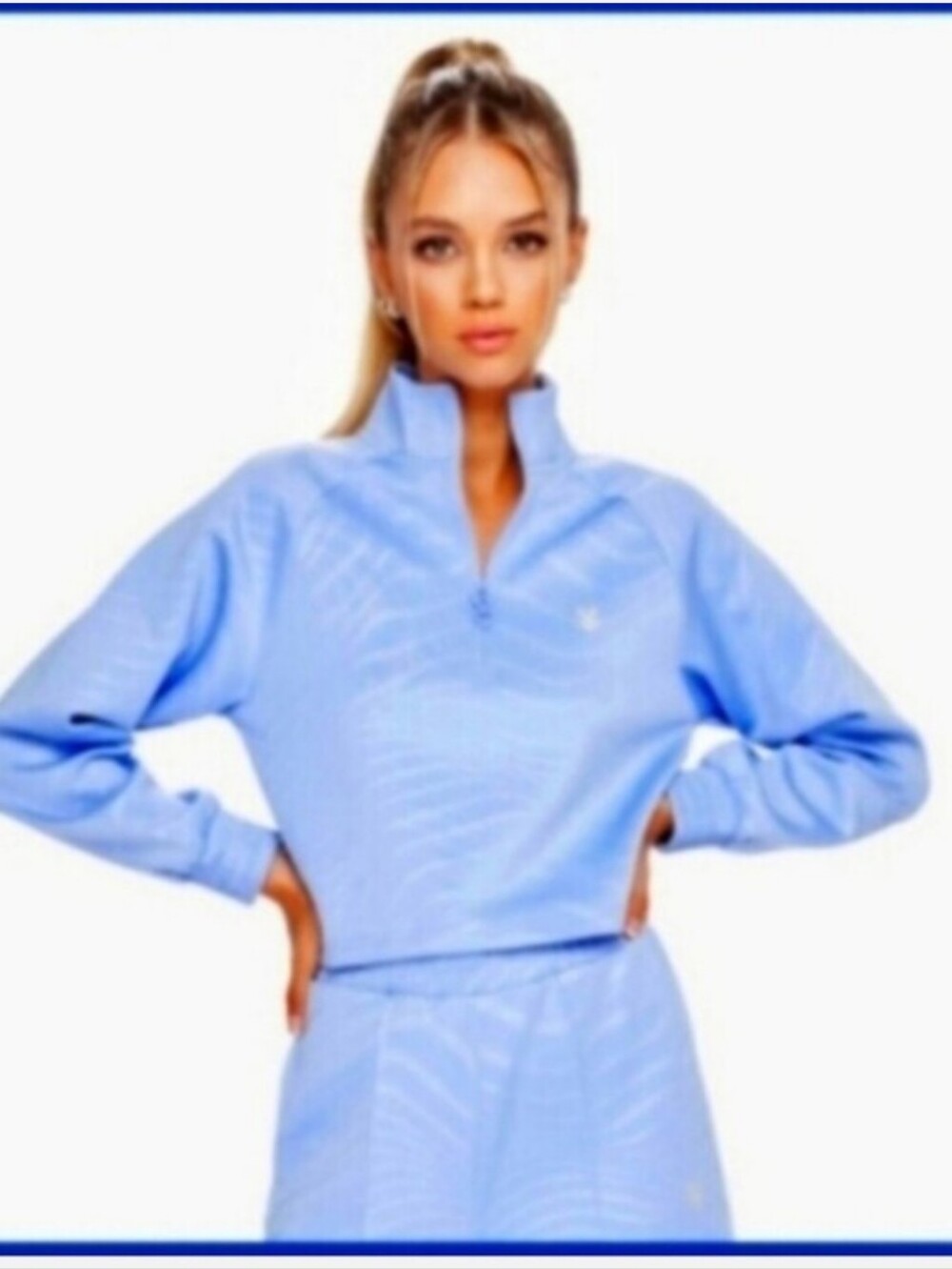 Light Blue Quarter-Zip Women's Pullover Top Ho9die